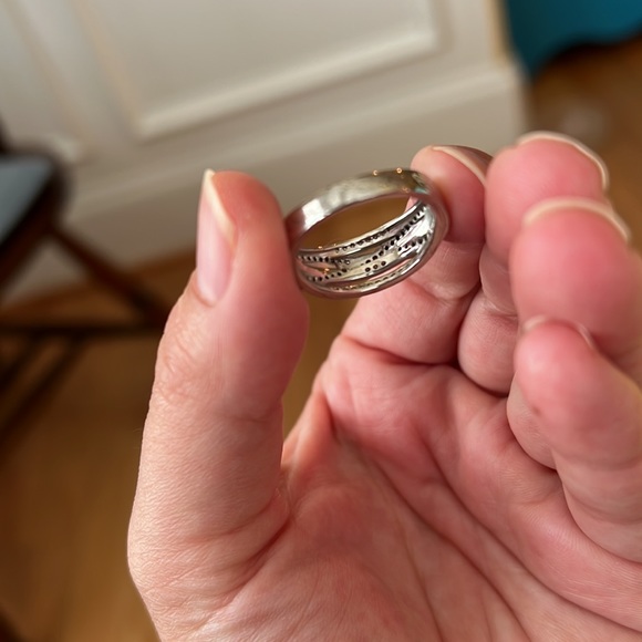 Charming Charlie rhodium silver ring size 7 CZ - Picture 9 of 9